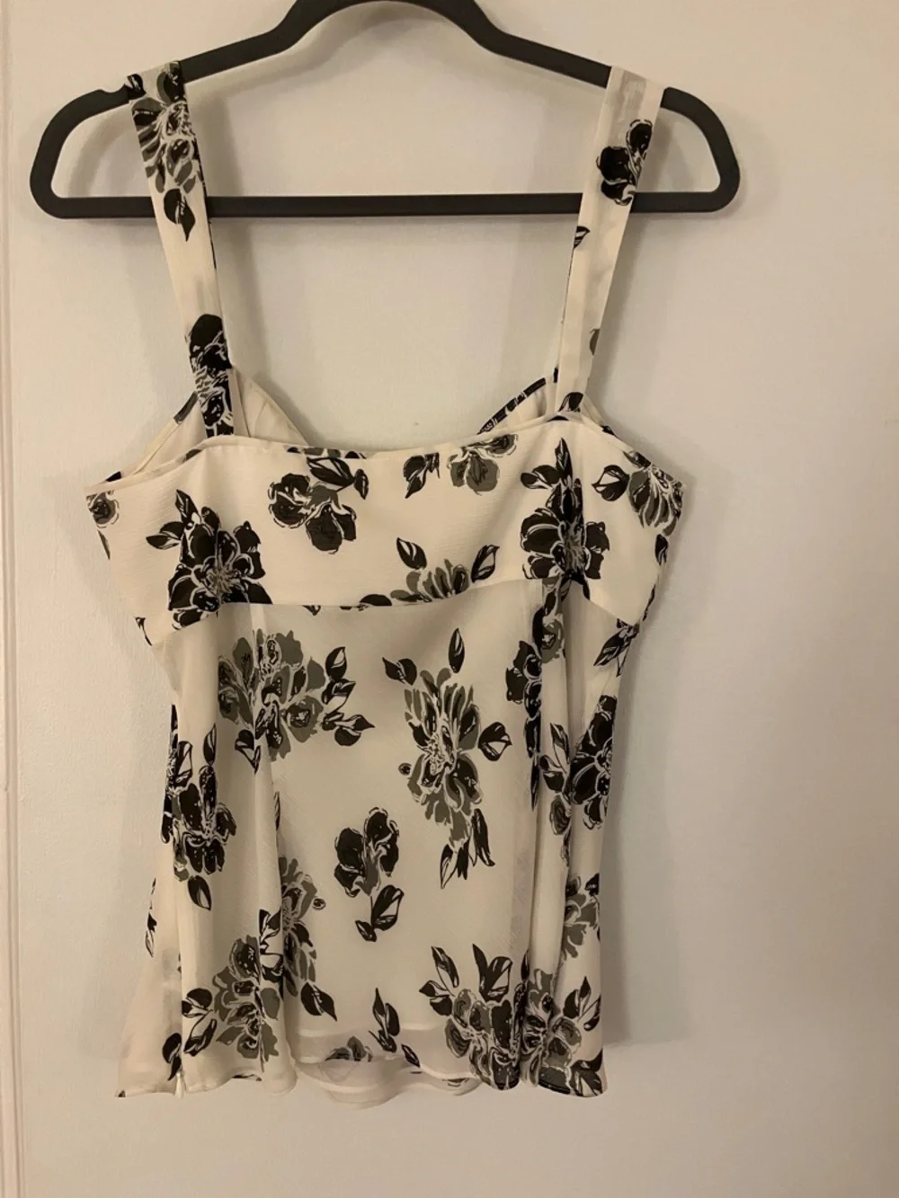 Ann Taylor Cream Floral Tie-Front Camisole - Picture 2 of 4